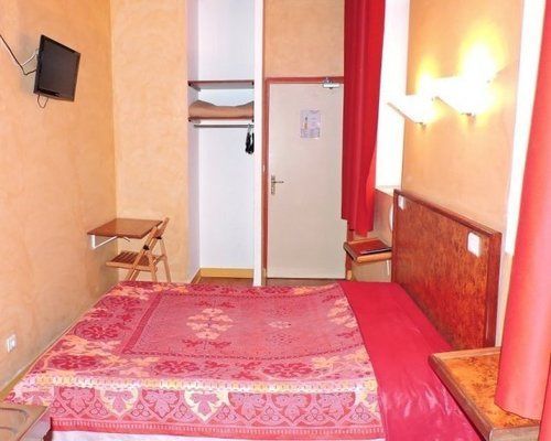 De Bourgogne Apart-hotel Paris